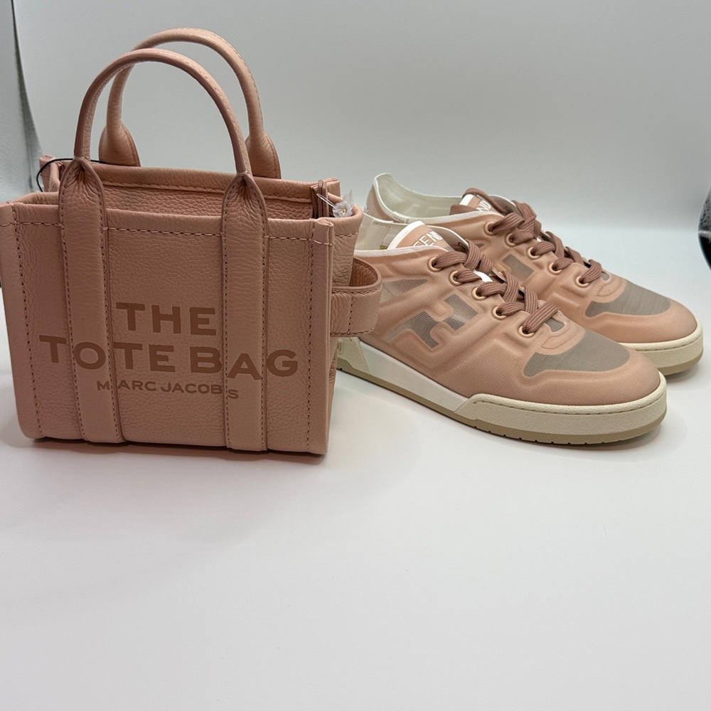 NWT Marc Jacobs Tan Tote Bag mini crossbody - Picture 13 of 13
